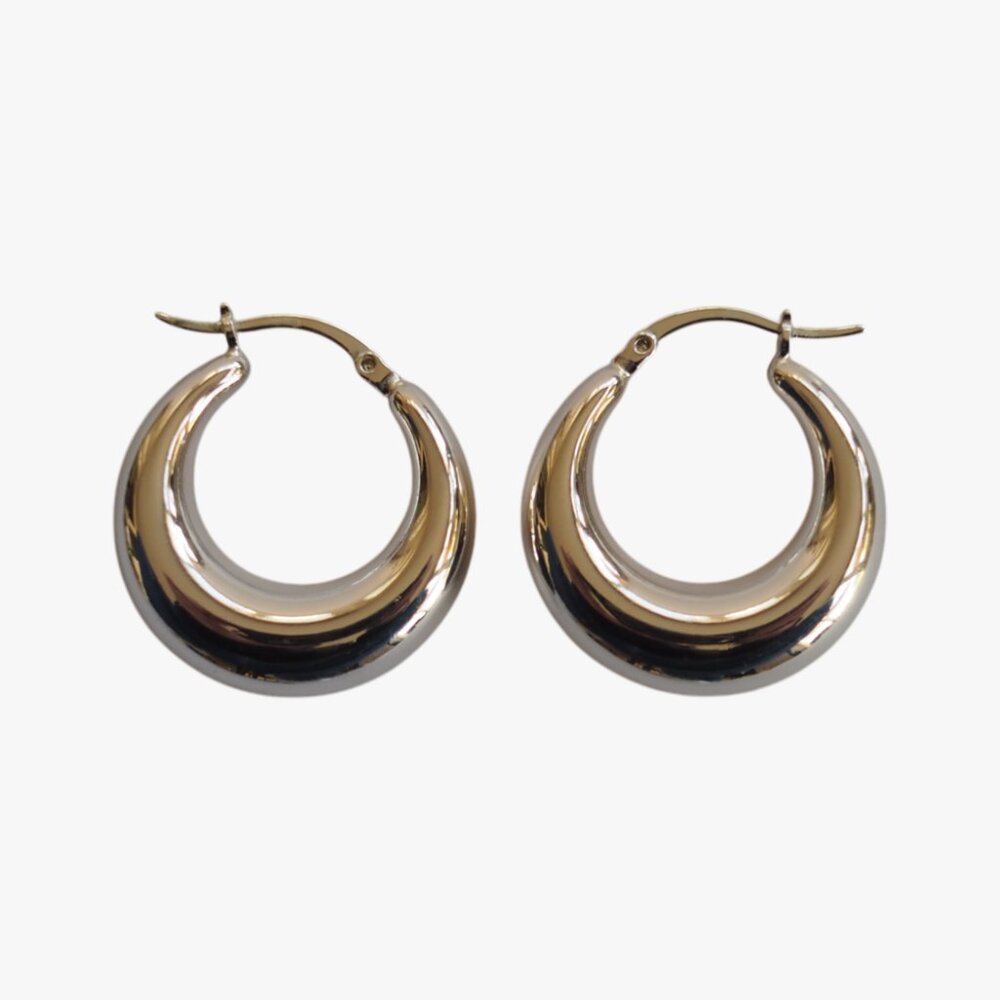 (LIKE NEW) LILI CLASPE | SILVER "BECCA" CHUNKY THICK OVAL HOOPS